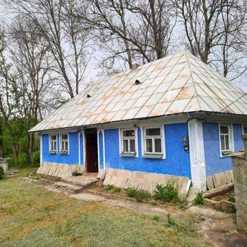 Продається будинок в селі Кадиївці
