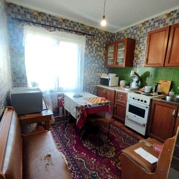 Срочно продам 1 комнатную квартиру в Теплодаре.