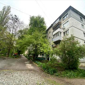 Юрія Кондратюка вул., 1