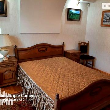 Продаж 2к Квартира Степана Бандери (Льва Толстого) вулиця