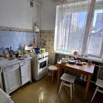 Продаж 2к Квартира вул. Перемоги