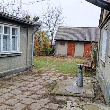 Продам 1/2 будинку в м.Горохів! Хороший район !