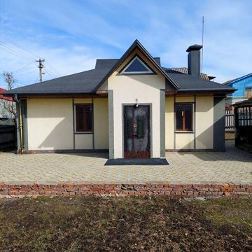 Продаж 4к Дім Ягідна вулиця