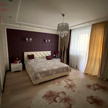 Продам 3х комнатную квартиру в парковой зоне с видом на Днепр