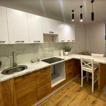 Продаж 1к квартири 47.5 кв. м на вул. Київська