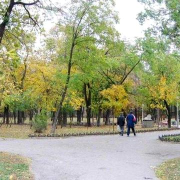 Продам 1 комнатную квартиру возле парка Мечникова Центр с АГВ