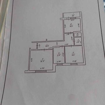 Продається 3 кімнатна квартира