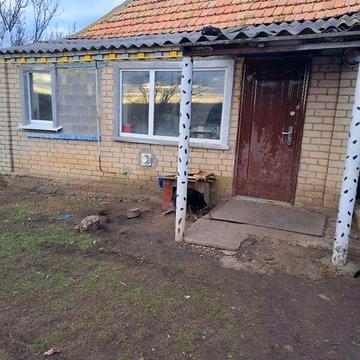Продаж 2к Дім
