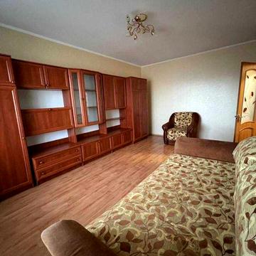 Продам 1-комнатную квартиру на Оболони, ул. Героев Днепра,51.