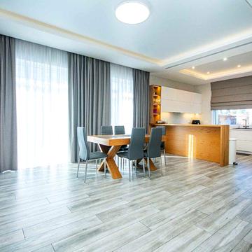Без % Продам будинок з сучасним ремонтом меблями в передмісті Києва
