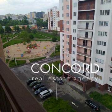 Святошинська вул., 60