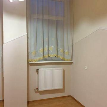 Продаж 2-кімнатної квартири в центрі Дрогобича