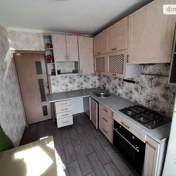 Продаж 3к Квартира Зарічанська вулиця