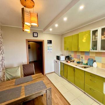 Продаж 3х кімнатної квартири,Урлівська 34,Осокорки,Позняки, генератор