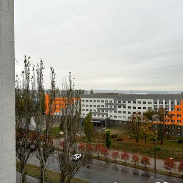 Продам квартиру ВЛАСНИК район Космос