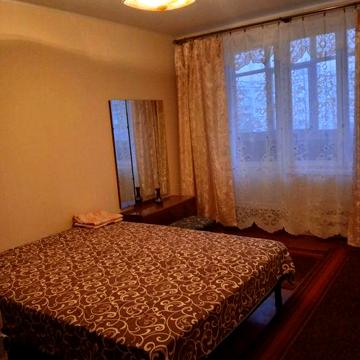 Сдам 2х.кв. м.Г.Труда 3 минуты пешком.