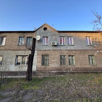 Продам Трехкомнатную квартиру на Югоке -Нкгок ул.Кронштадская