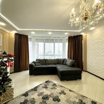 Декабристів, 52