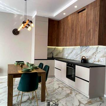 Продаж 3к квартири з сучасним ремонтом в центрі
