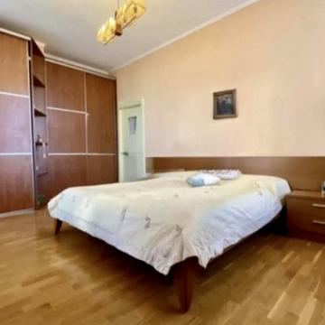 Берестейський просп. (Перемоги), 43
