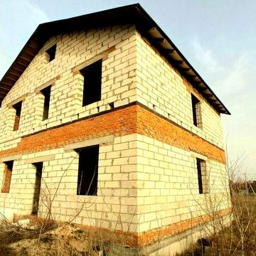 Продам будинок та 12сот.землі в 25км.від Києва.с.Березівка.