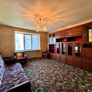 Продам 3к квартиру Парус, Коммунар
