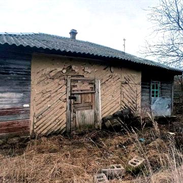Продам старенький будиночок та 25сот.землі в с.Новосілки.