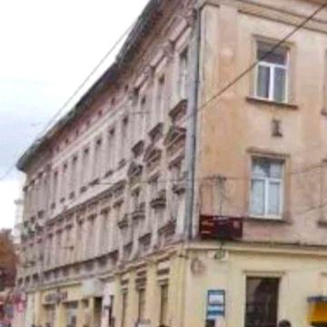 Продаж 4 кімнатної квартири, центр, вулиця Дорошенка