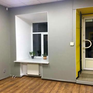 Базарна вул., 25