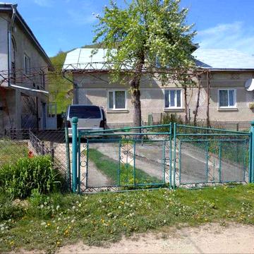 Продаж будинку Нижнів