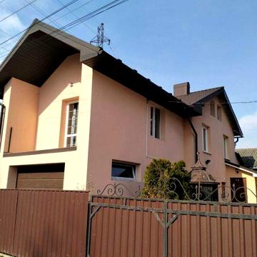 Оренда будинку біля озера,парку.