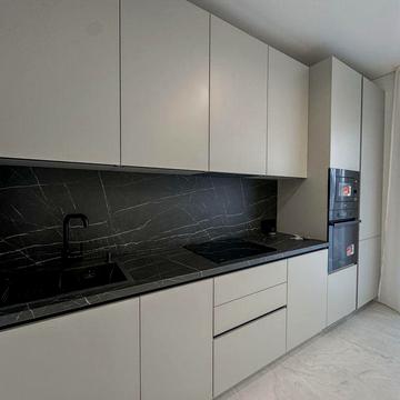 Продаж 2-кімн.кв. у центрі міста, вул.Новака.