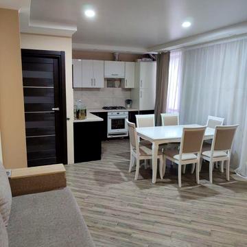 Продам квартиру в місті Красилів