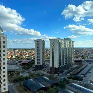 3- комнатная квартира с дорогим евроремонтом и видом на море!