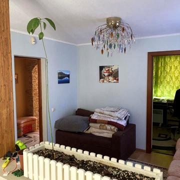 Продам будинок 2 поверхи р-н Автошколи