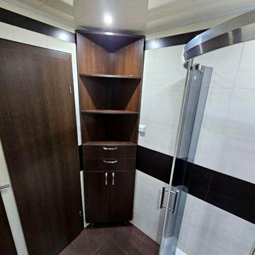 Продам 1-кім квартиру на другому поверсі