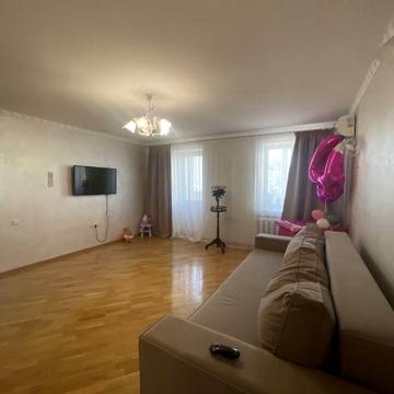 Продаж квартири . Центр міста . Театральна