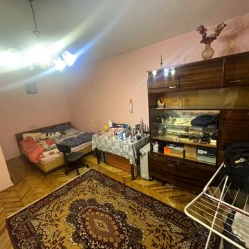 Авраама Лінкольна вул., 39