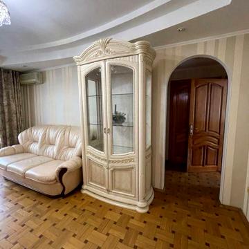 Сдается 3-х комн. кв. в центре
