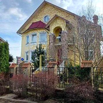 Будинок в топовій локації - 5хв від Театральної площі