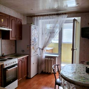 Паркова вул., 44