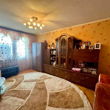 Продам 3 к. квартиру Победы метро рядом Алексеевка капитальный ремонт