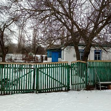 Продам будинок в с-щі Драбів