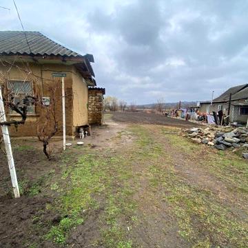 Продам будинок        .