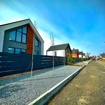 Продажа дома-коттеджа Левобережный. Караван. Fill House