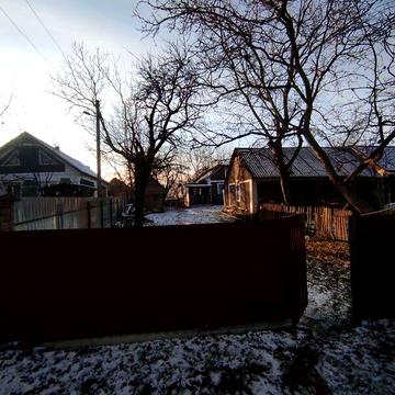 Продаж 3к Дім