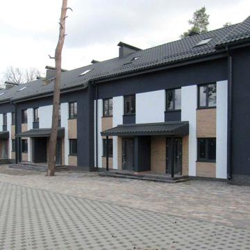 Продам таунхаус вул. Дахнівська р-н Соснівки ЖК "біля Соснового Бору"