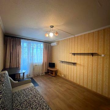 Срочная продажа! Квартира на Алексеевка с ремонтом.