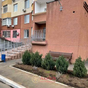 Академіка Заболотного вулиця, 63, Пересипський район, Одеса, Одеська область 38500.0 USD