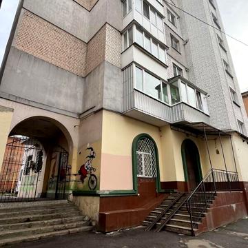 Продаж 2к Квартира вул. Київська